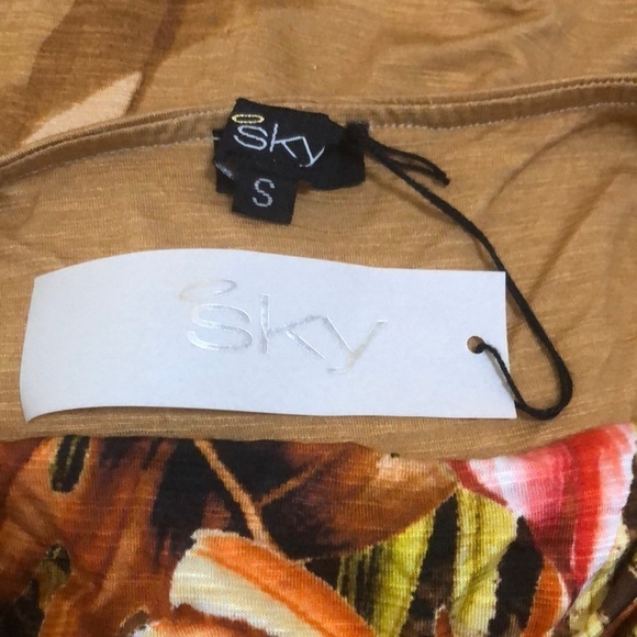 SKY Halter Top Floral Dress Size Small - Picture 7 of 8